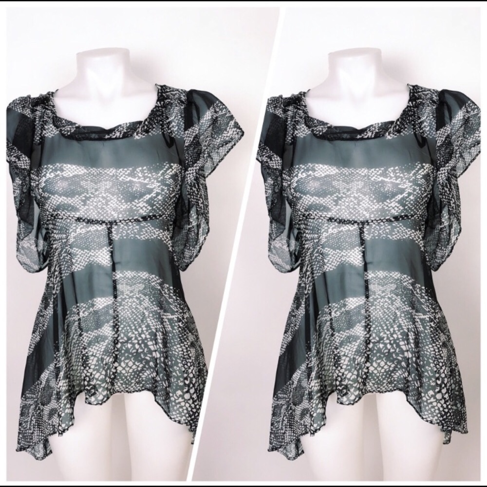“MINKPINK” Snakeskin Sheer Tunic Blouse